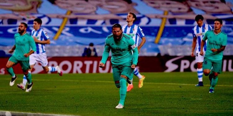 El Real Madrid gana en anoeta y es el nuevo líder en España