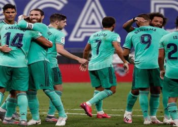 El Real Madrid vence al Espanyol y es líder solitario de La Liga