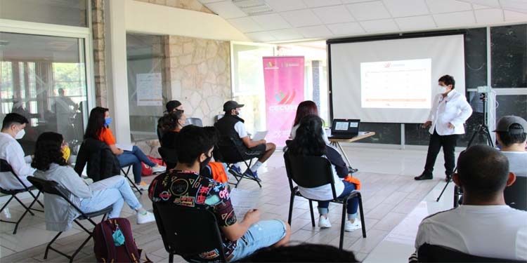 Capacita Cecufid a instructores de academias y entrenadores de municipios