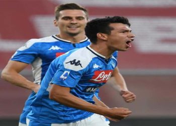 Con gol del “Chucky” Lozano, el Napoli derrotó al Genoa