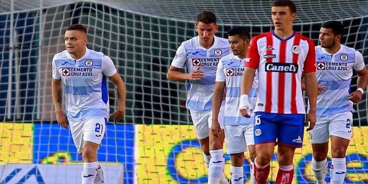 Cruz Azul gana en San Luis y es el nuevo líder del Guard1anes 2020