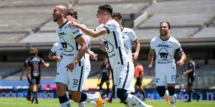 Pumas goleó a Xolos