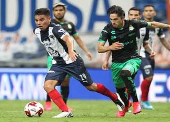 Rayados rescató el empate en casa ante Santos