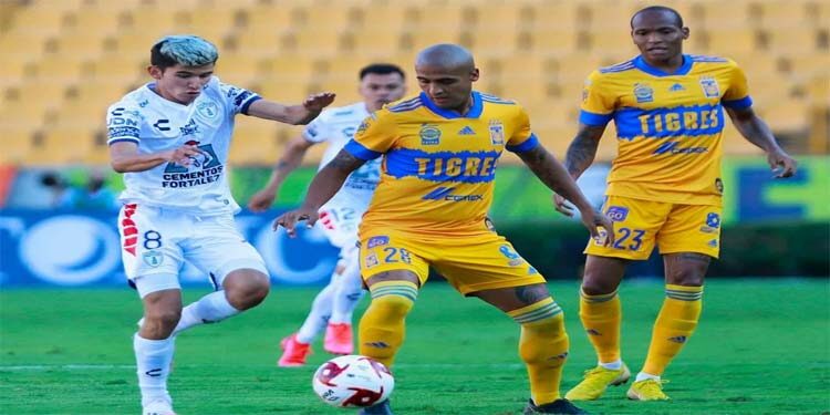 Tigres y Pachuca dividen puntos