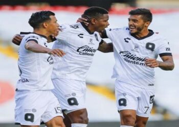 Querétaro goleó al Toluca