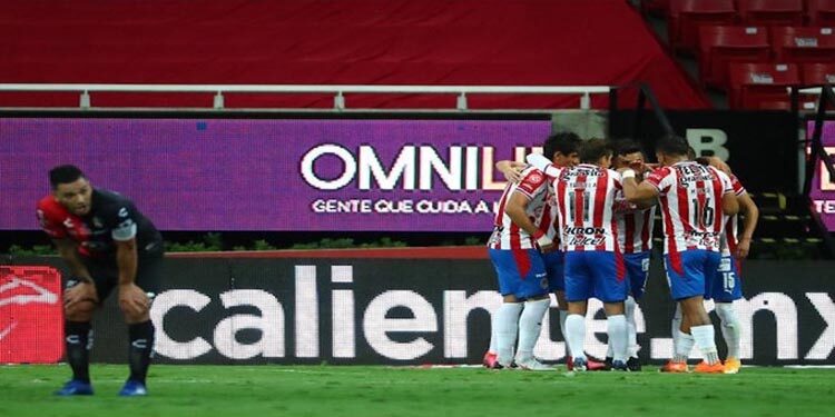 El Clásico Tapatío fue Rojiblanco