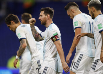 Messi guía triunfo de Argentina ante Ecuador en las eliminatorias sudamericanas