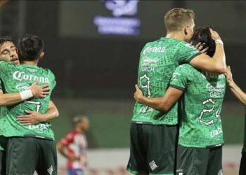 Santos vence a San Luis y amarra repesca