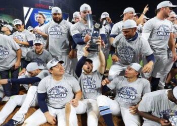 Tampa Bay vence a Houston y regresa a una Serie Mundial tras 12 años