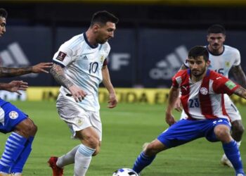 Argentina no puede con Paraguay en La Bombonera