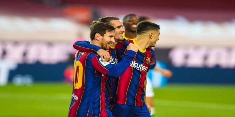 Barcelona golea al Betis y regresa a la senda de la victoria