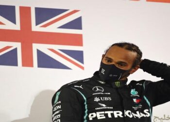 Lewis Hamilton dio positivo a Covid-19