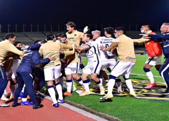 Pumas logra remontada histórica y avanza a la Final del Guard1anes 2020