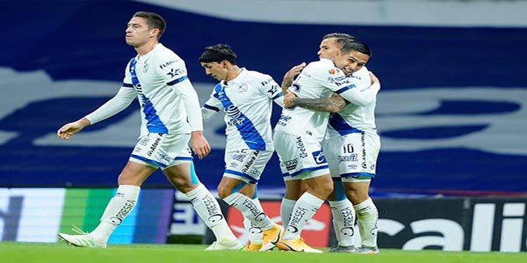 El Puebla descarrila a la Máquina en el Azteca