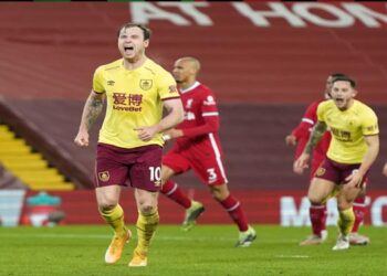 ¡Adiós a la Racha! El Burnley puso fin a la racha de 68 partidos sin perder del Liverpool en Anfield