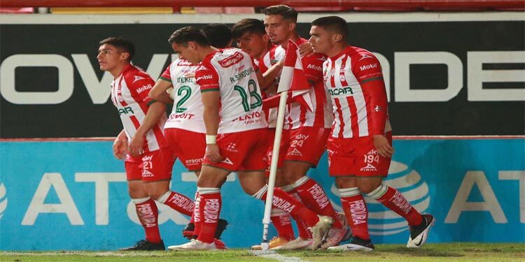 Necaxa suma su primera victoria