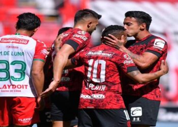 Los Diablos vencen al Necaxa y son los líderes del Clausura 2021