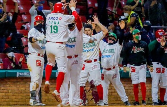 Con espectacular voltereta sobre Venezuela, México avanza a las Semifinales