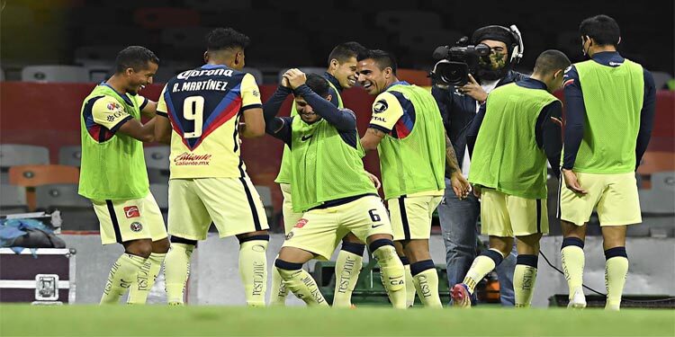 Las Águilas ganan, pero no convencen