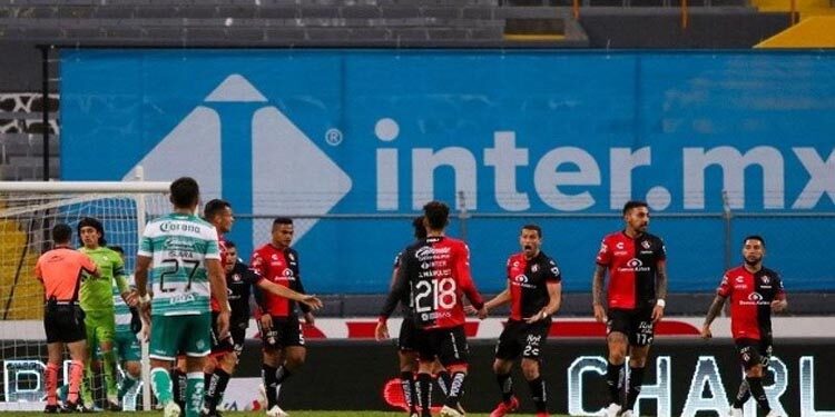 Atlas rescata el empate ante Santos