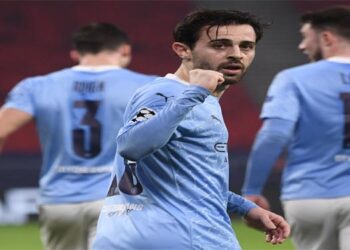El Manchester City se acerca a los cuartos de final