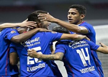 Cruz Azul vence a Mazatlán y liga su séptimo triunfo consecutivo