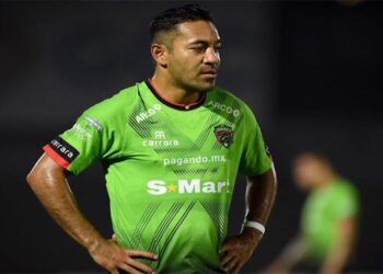 Marco Fabián es separado de los Bravos de FC Juárez