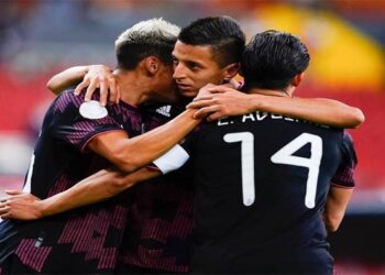México avanza a Semifinales como líder del grupo A