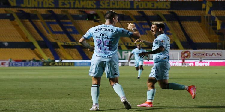 Mazatlán logra su primera victoria fuera de casa