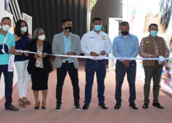 Inauguran la Alberca Semiolímpica de la Unidad Deportiva “Hermanos López Rayón”.