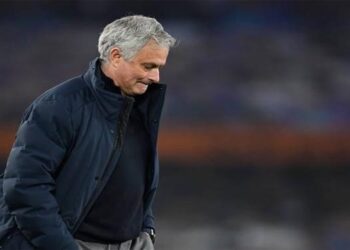 José Mourinho es destituido como técnico del Tottenham