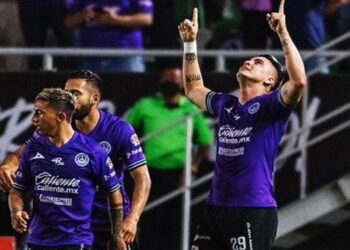 Mazatlán vence al León y sueña con Repechaje