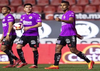 Los Xolos vencen al Necaxa en el debut de Robert Dante Siboldi