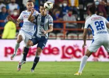 Pachuca y Cruz Azul no se hacen daño en la ida de las Semifinales