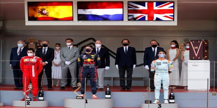 Max Verstappen gana el GP de Mónaco