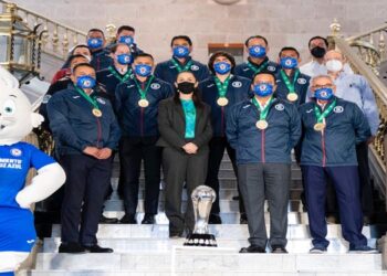 La Jefa de Gobierno de la CDMX recibió al campeón Cruz Azul