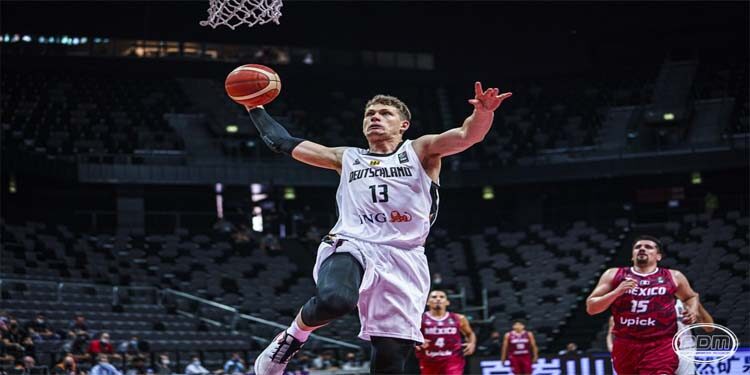 México debuta con derrota en el Preolímpico de Basquetbol
