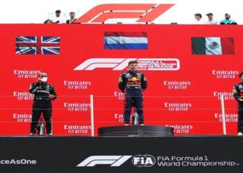 Max Verstappen gana el GP de Francia; ‘Checo’ Pérez fue tercero