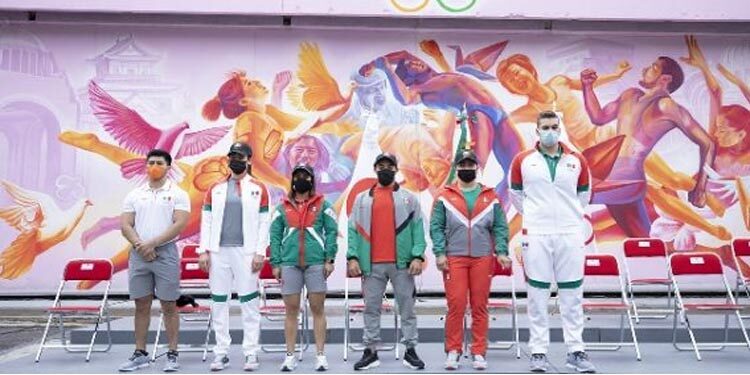 Presentan los uniformes de la delegación mexicana que participará en Tokio 2020