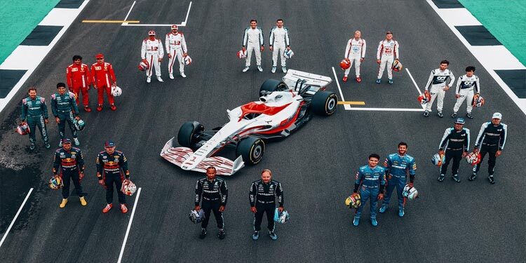 La F1 presentó el nuevo coche para la temporada 2022