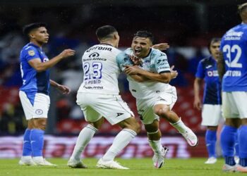 Mazatlán le abolla la corona al Cruz Azul en el Azteca