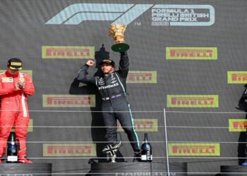 polémico triunfo de Lewis Hamilton en Silverstone