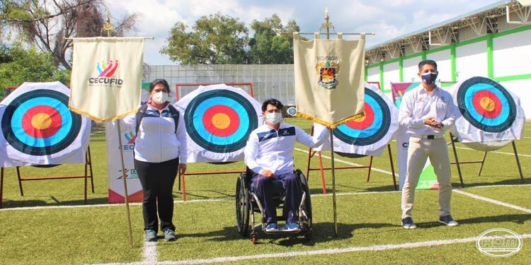 Abanderan a Samuel Molina, único michoacano en los Juegos Paralímpicos Tokyo 2020