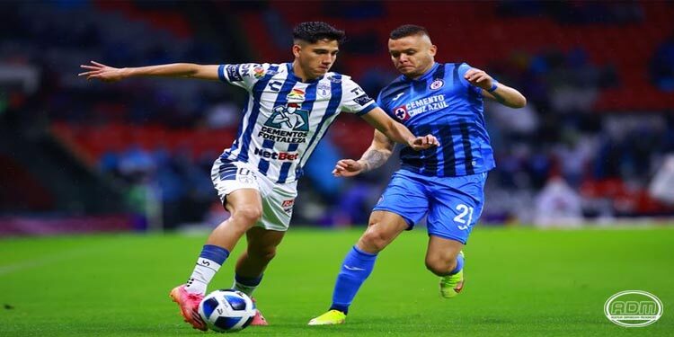 Cruz Azul y Pachuca dividen puntos en el Azteca