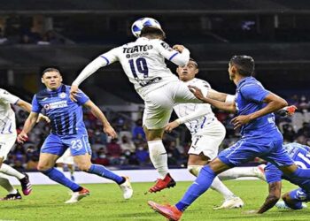 Rayados le arrebata el triunfo a la Máquina en el Azteca