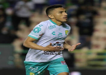 Ángel Mena le da agónico empate al León ante  Santos