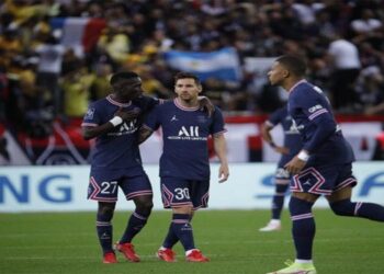 Messi hizo su debut oficial con el PSG