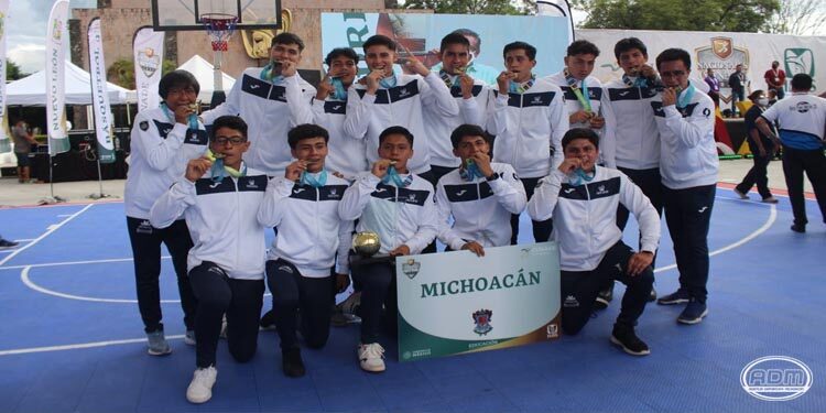Michoacán hace historia con medalla de oro en baloncesto en Juegos  Nacionales Conade 2021