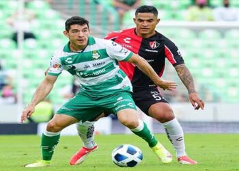 En duelo de hermanos, Santos y Atlas dividen puntos