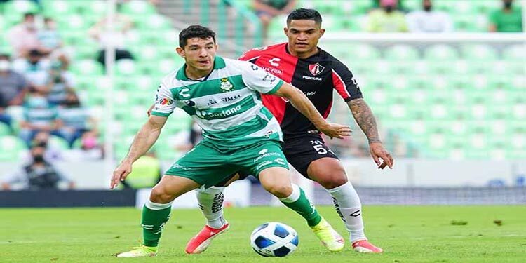 En duelo de hermanos, Santos y Atlas dividen puntos